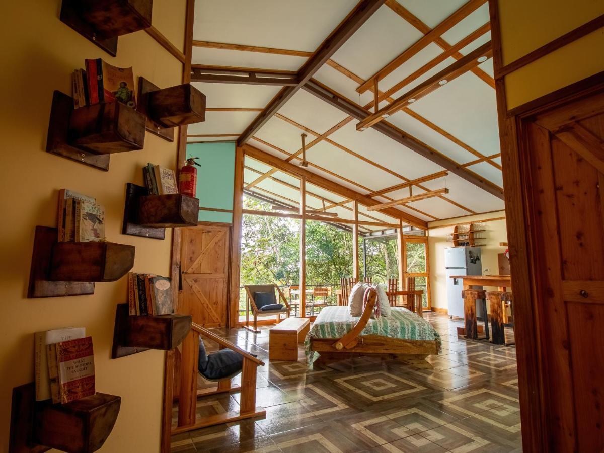 Above The Gulf, Vacation House Monteverde 外观 照片